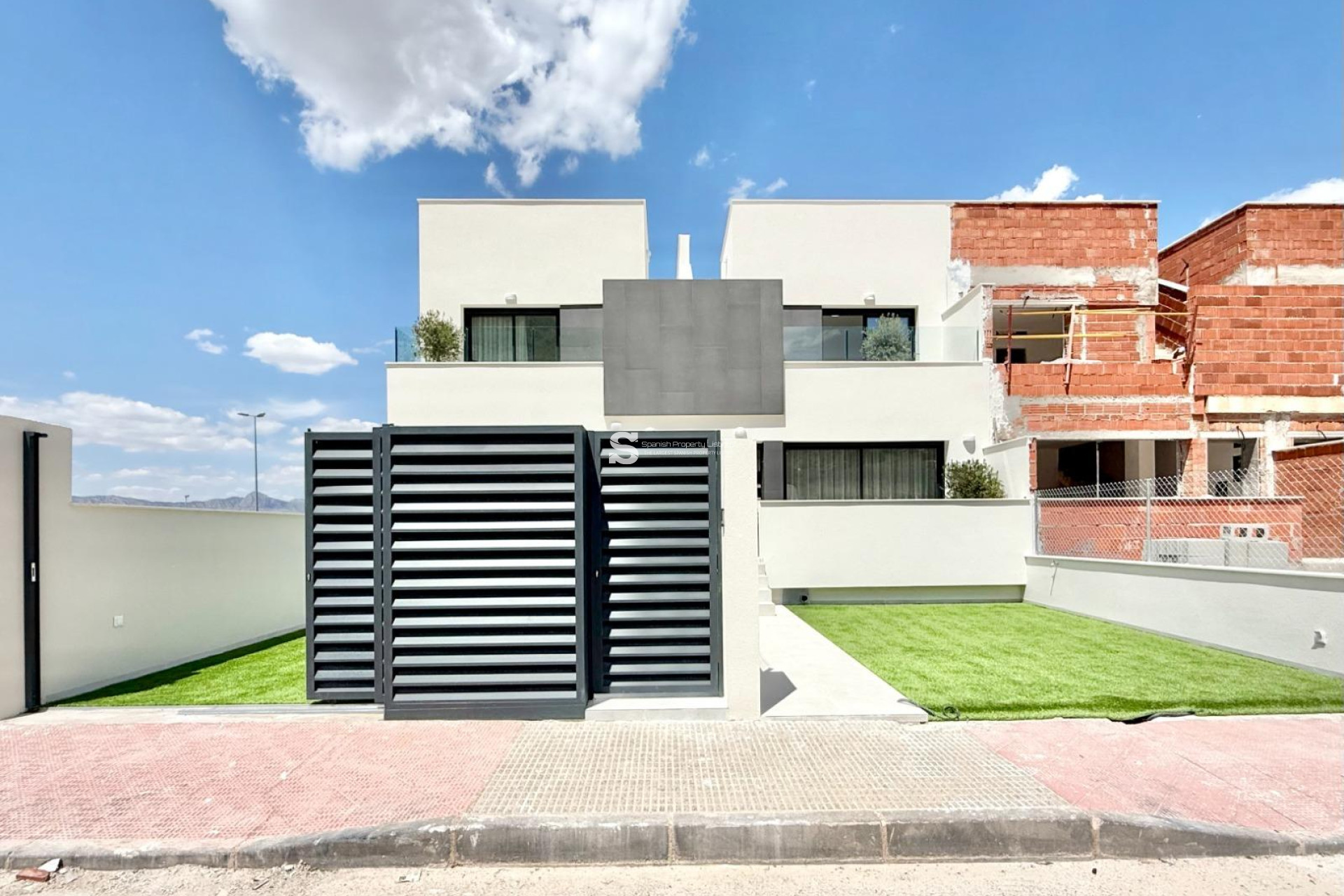 Obra nueva - Town House - Cox - San Fernando