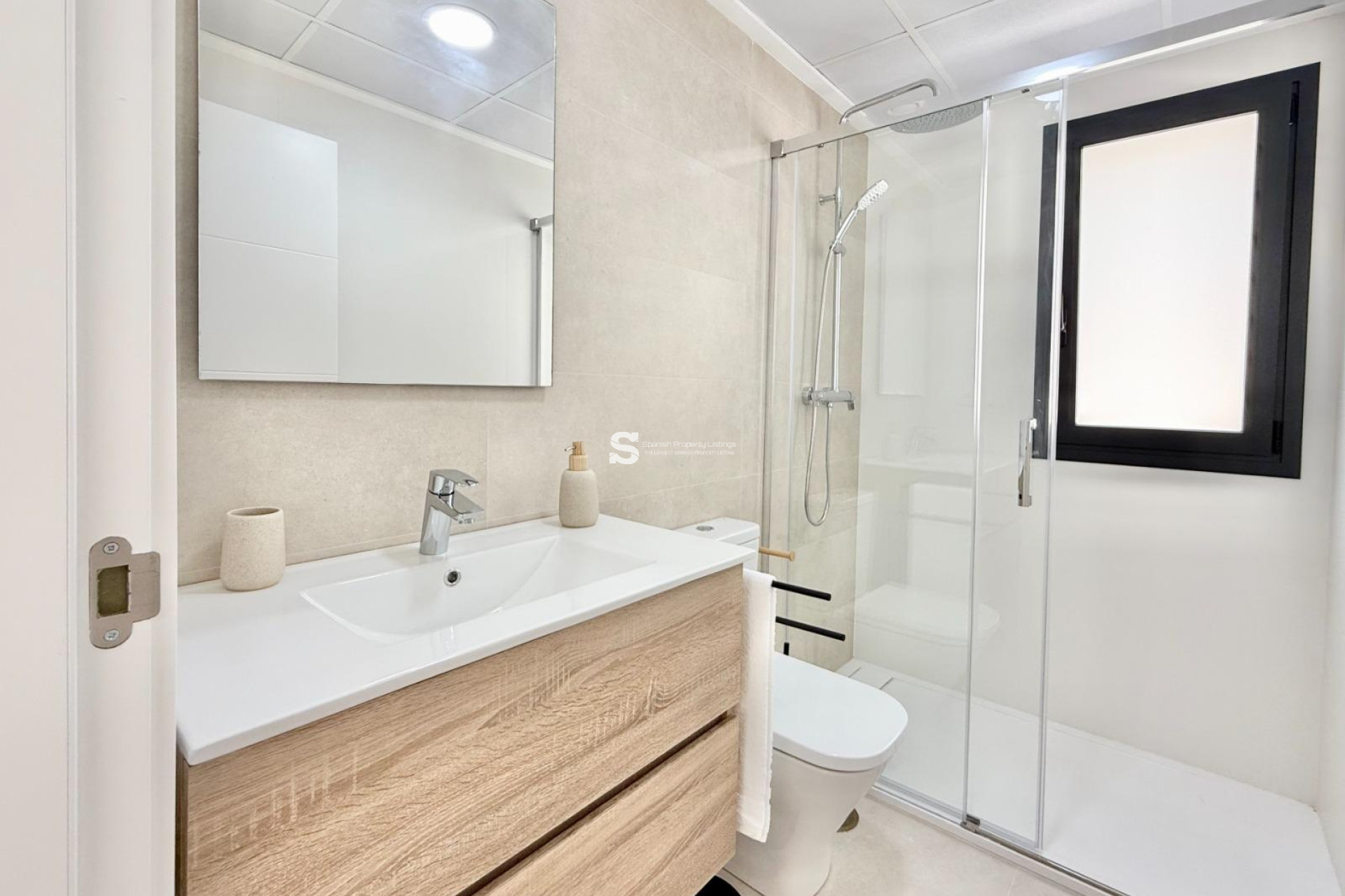 Obra nueva - Town House - Cox - San Fernando