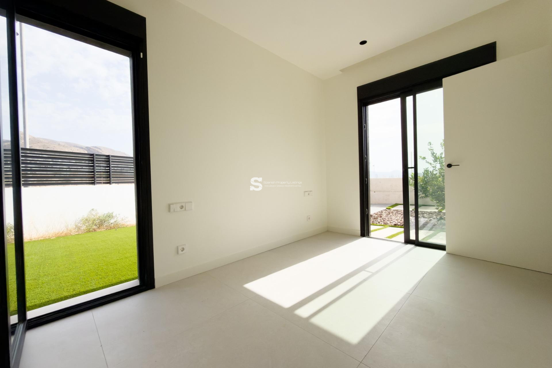 Obra nueva - Villa - Finestrat - Campana Garden