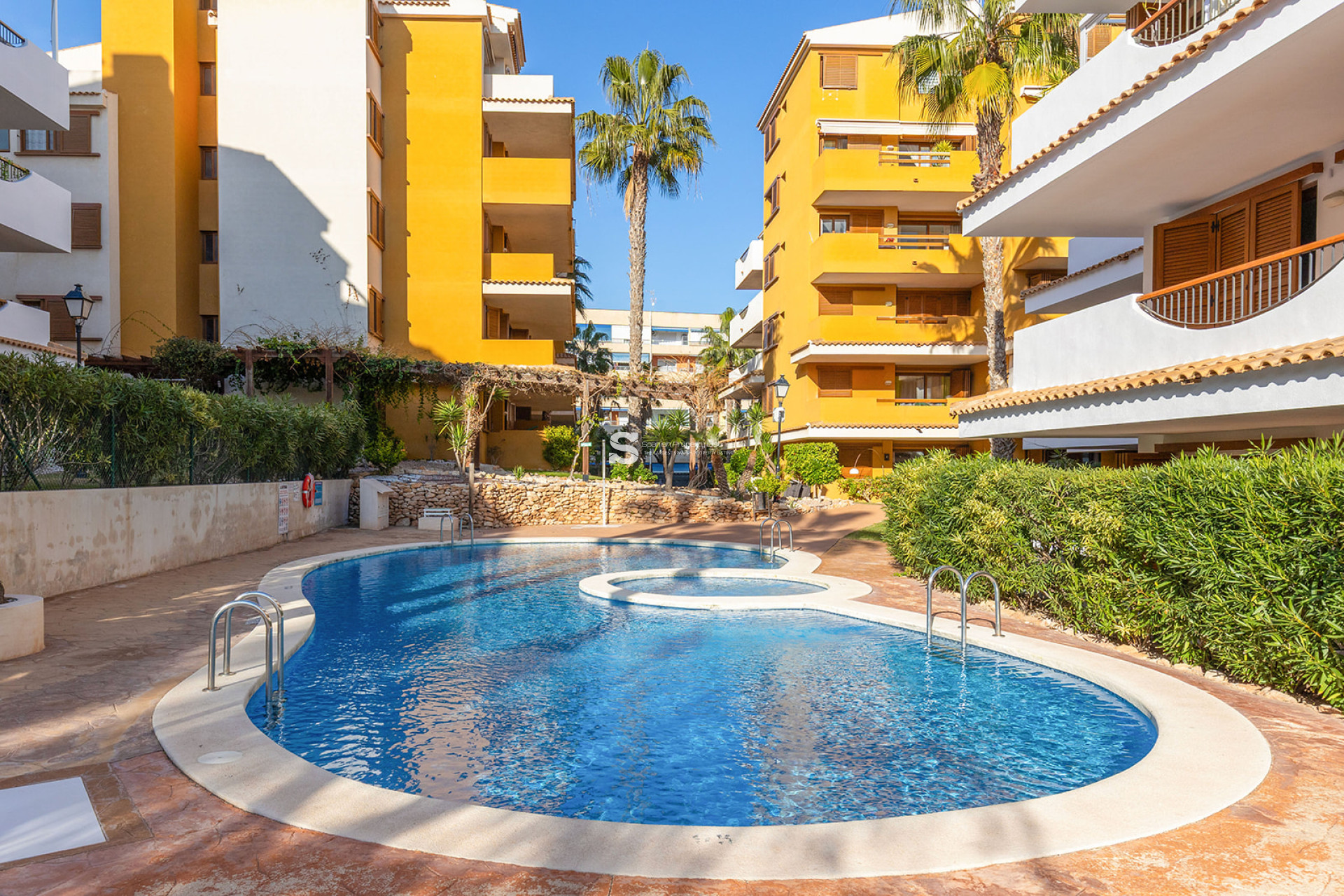 Resale - Apartment - Torrevieja - Punta Prima