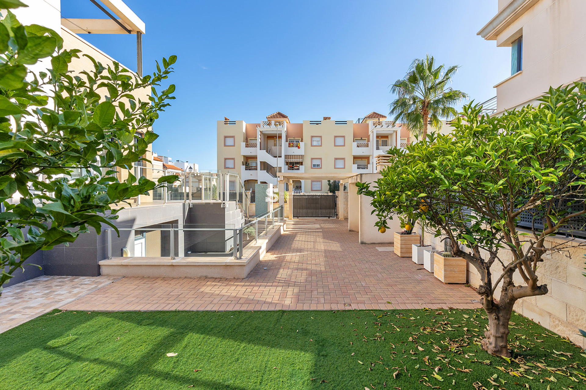 Revente - Villa - Orihuela Costa - La Zenia