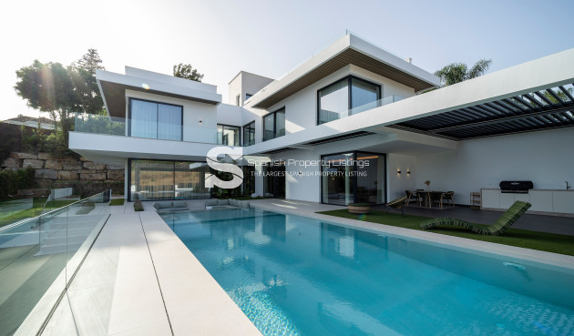 Villa - New Build - El Paraíso - El Paraíso