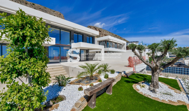 Villa - Obra nueva - Finestrat - Finestrat