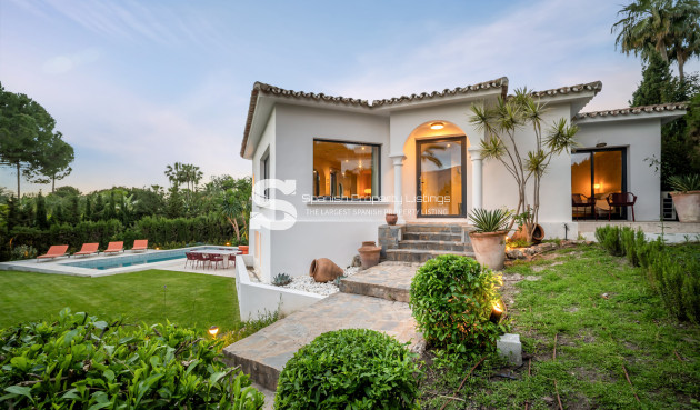 Villa - Obra nueva - Marbella - Marbella