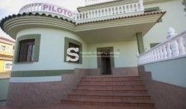 Villa - Obra nueva - Torrevieja - NB-78689