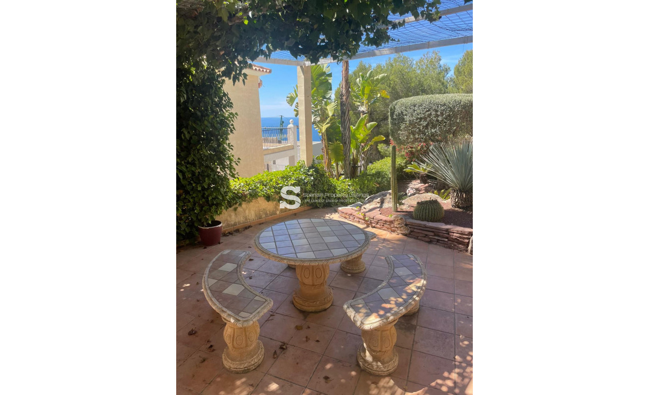 Obra nueva - Villa - Altea