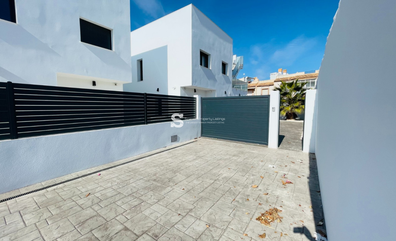 Nouvelle construction - detached - Torrevieja