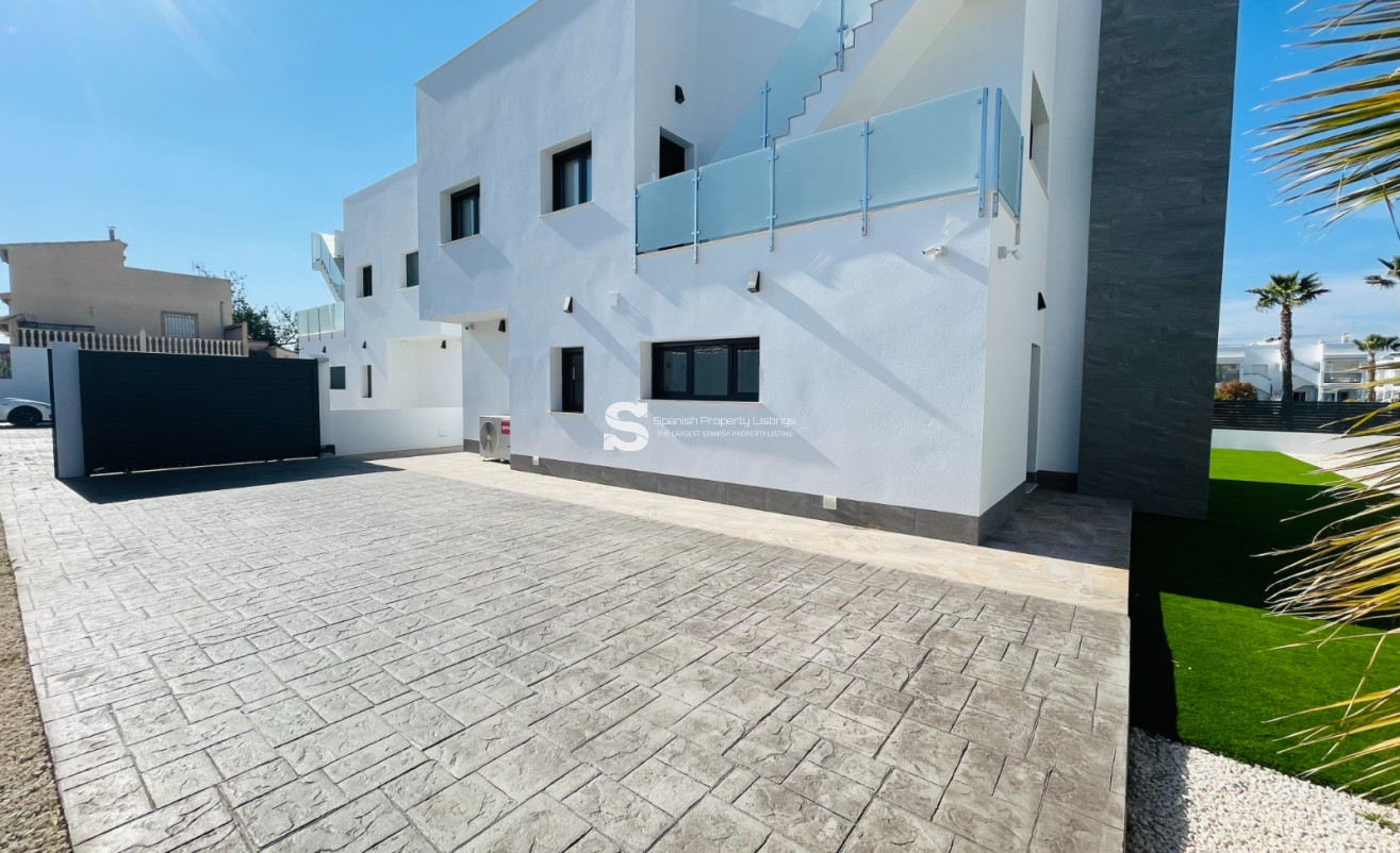 Nouvelle construction - detached - Torrevieja