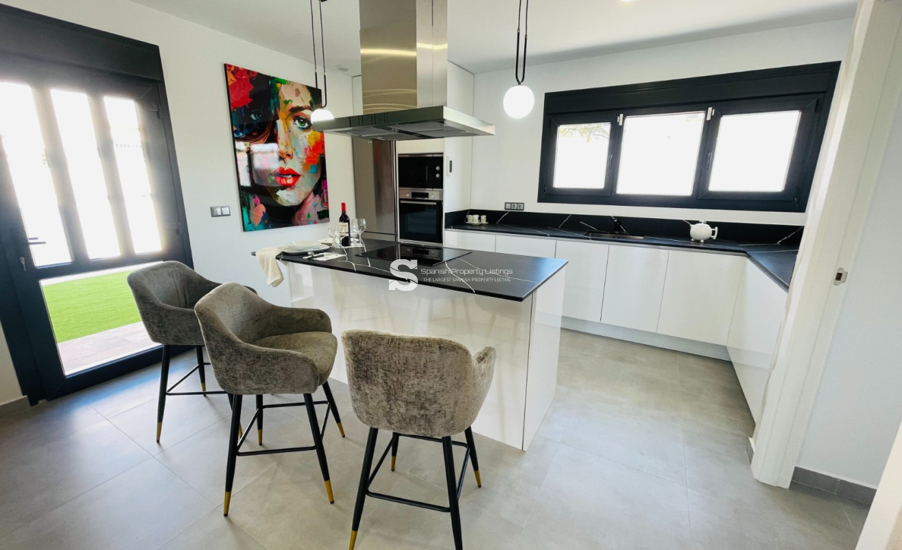 Nouvelle construction - detached - Torrevieja