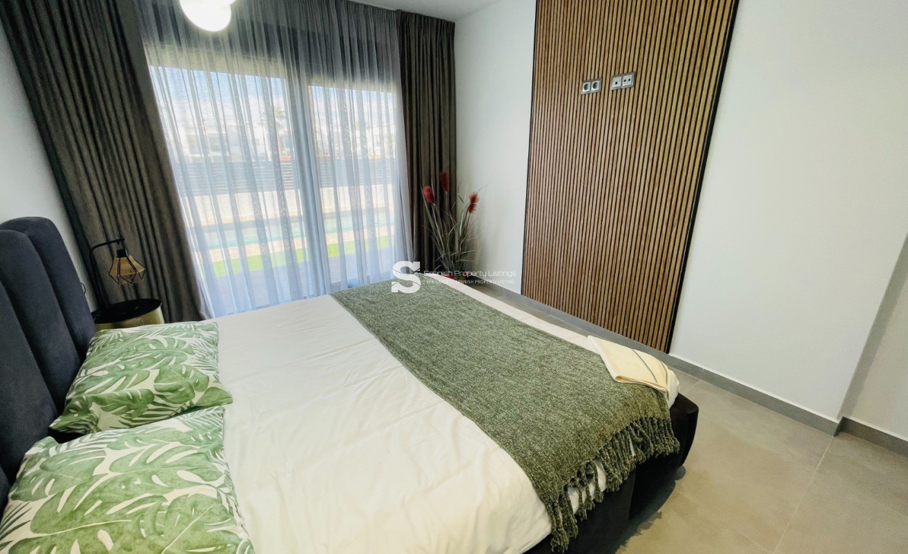 Nouvelle construction - detached - Torrevieja