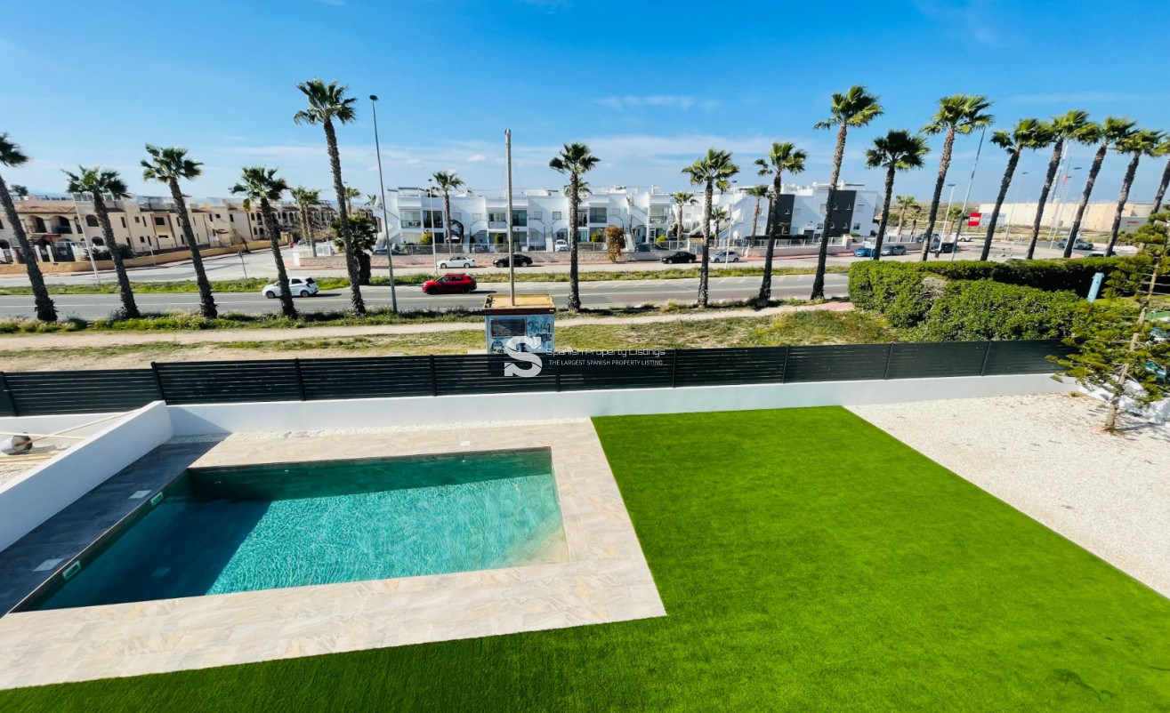 Nouvelle construction - detached - Torrevieja