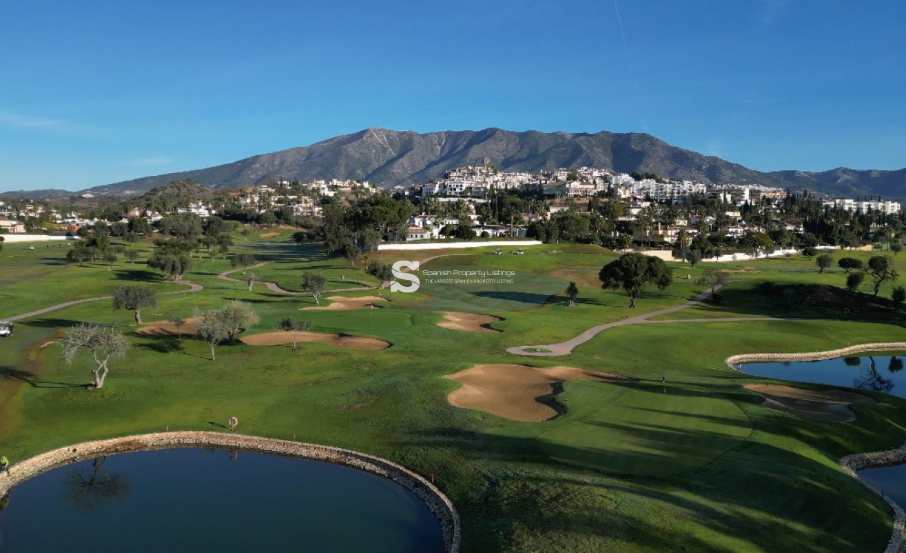 Obra nueva - Ático - Las Lagunas de Mijas