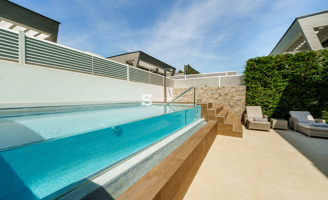 Obra nueva - Villa - Marbella