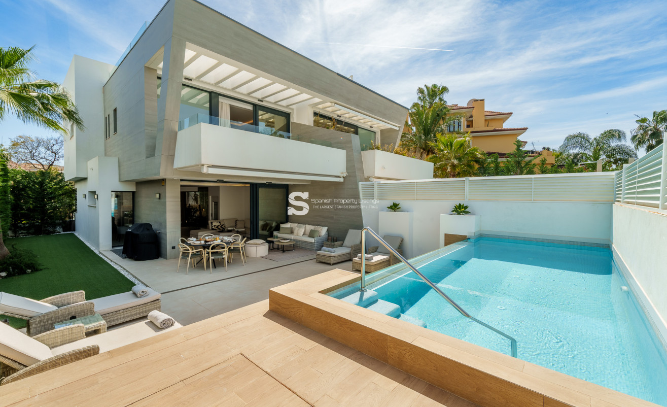 Obra nueva - Villa - Marbella