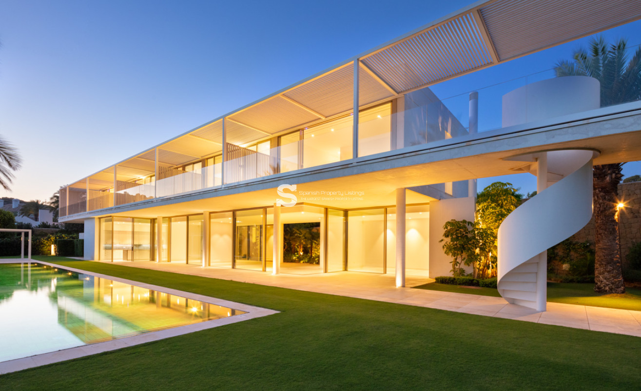 New Build - Villa - Casares