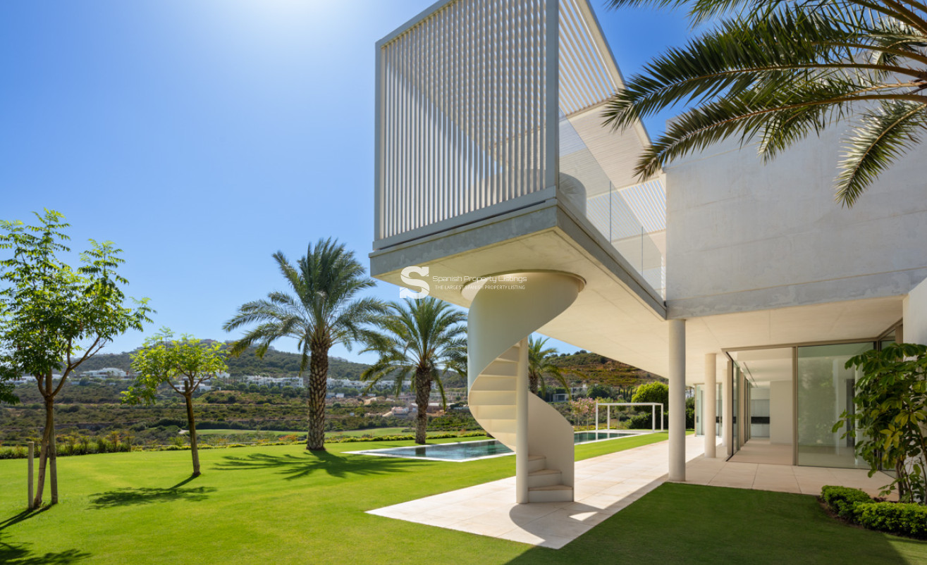 New Build - Villa - Casares