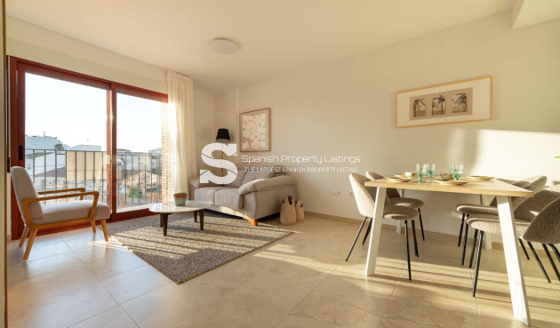 Obra nueva - Apartment - Jerónimo y Avileses