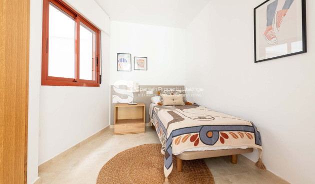 Obra nueva - Apartment - Jerónimo y Avileses