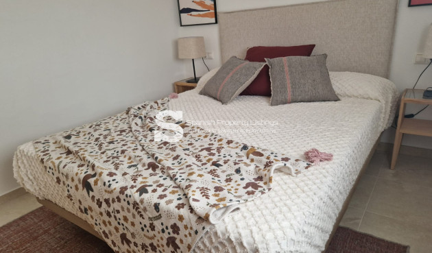 Obra nueva - Apartment - Jerónimo y Avileses