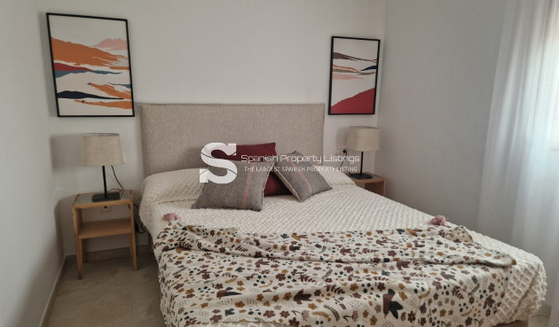 Obra nueva - Apartment - Jerónimo y Avileses