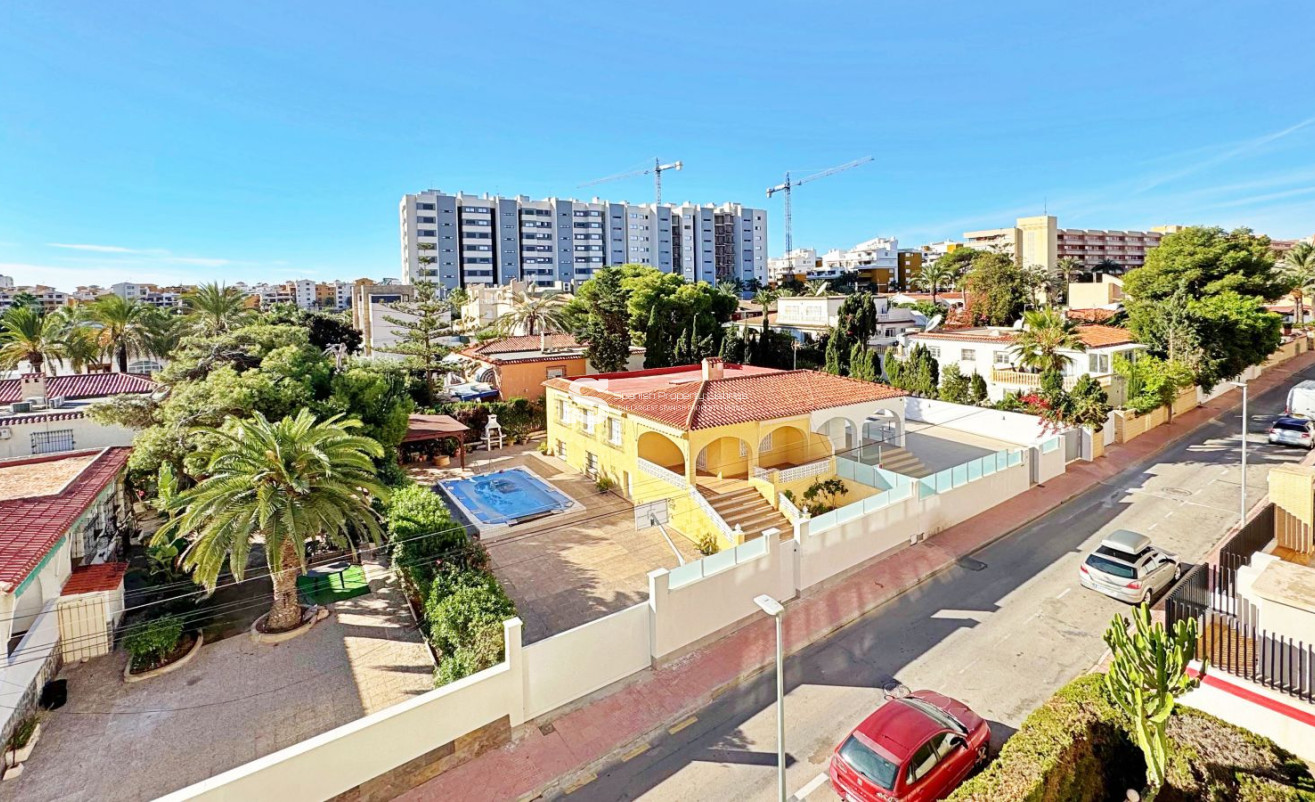Resale - Apartment - Torrevieja - Rocio del Mar