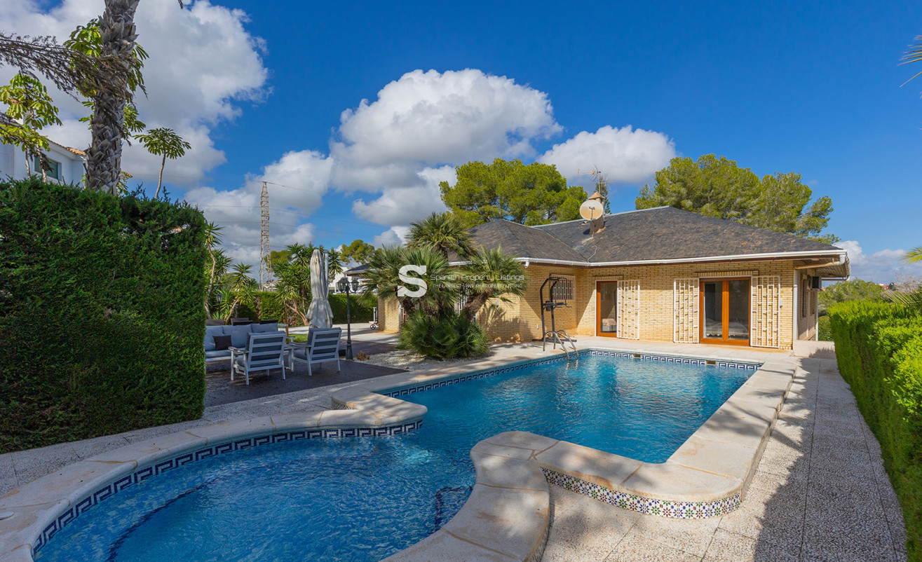 Resale - Villa - Orihuela Costa - Las Filipinas