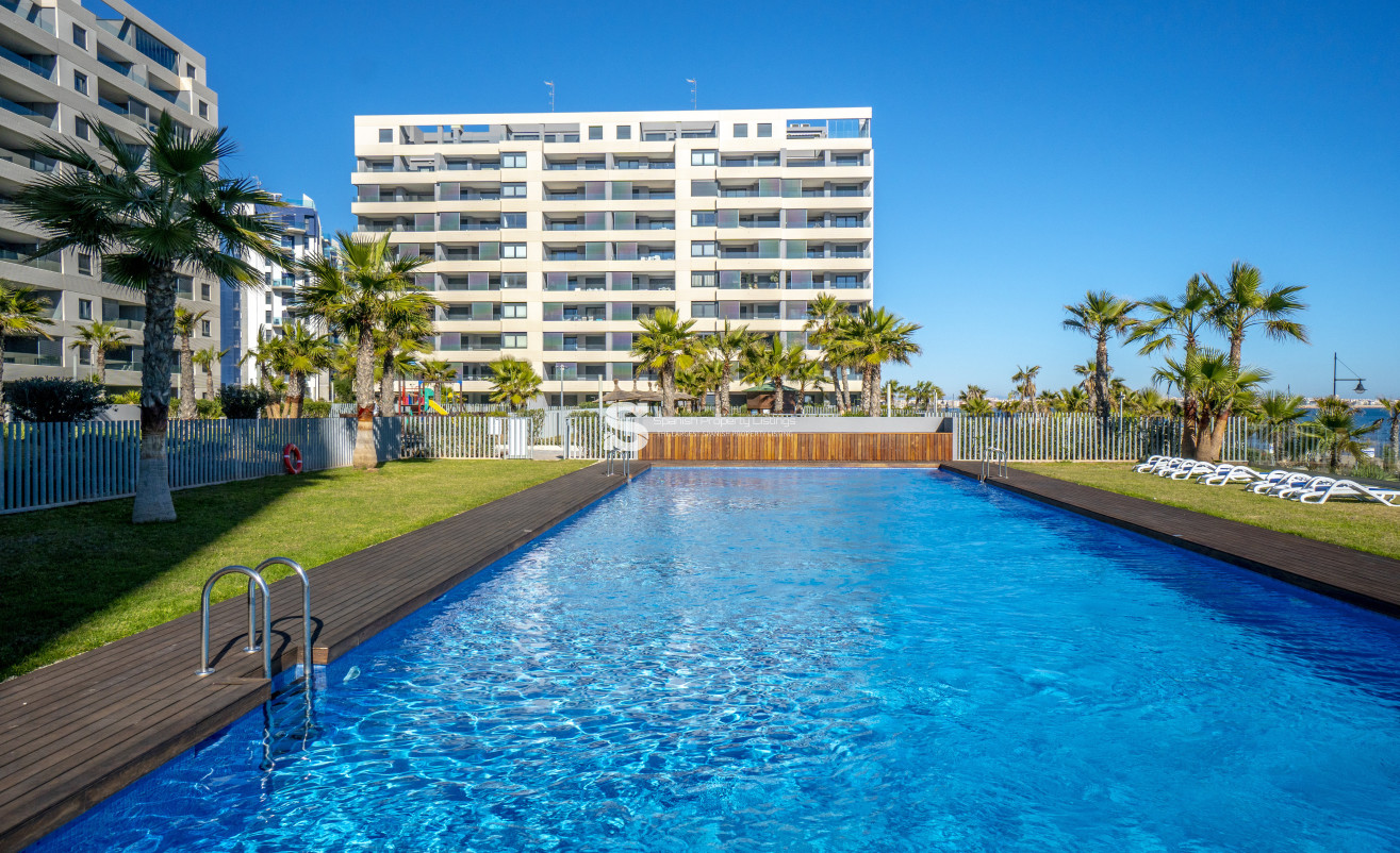 Resale - Apartment - Torrevieja - Punta Prima