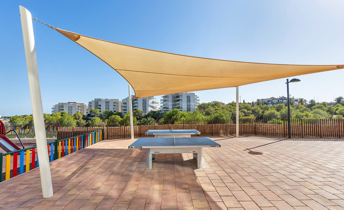 Resale - Apartment - Orihuela Costa - Villamartín