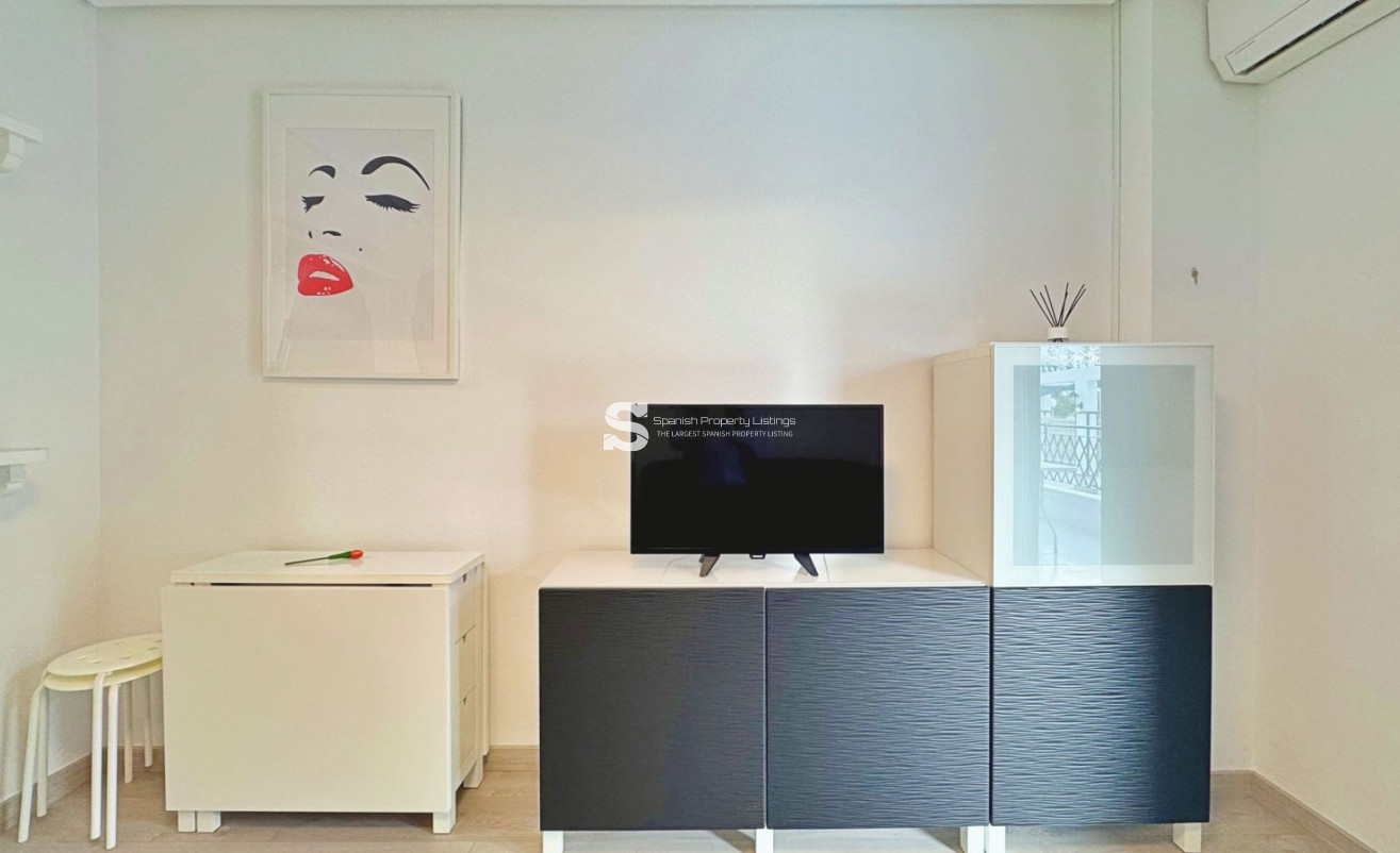 Resale - Apartment - Torrevieja - La Mata