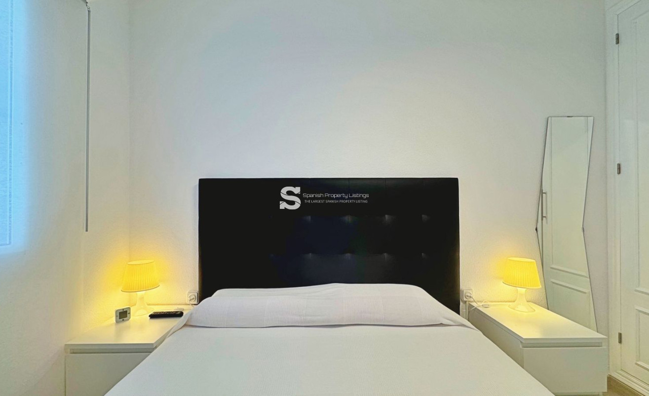 Resale - Apartment - Torrevieja - La Mata