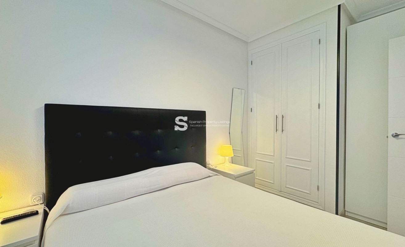 Resale - Apartment - Torrevieja - La Mata