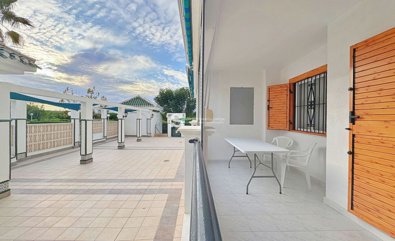 Resale - Apartment - Torrevieja - La Mata
