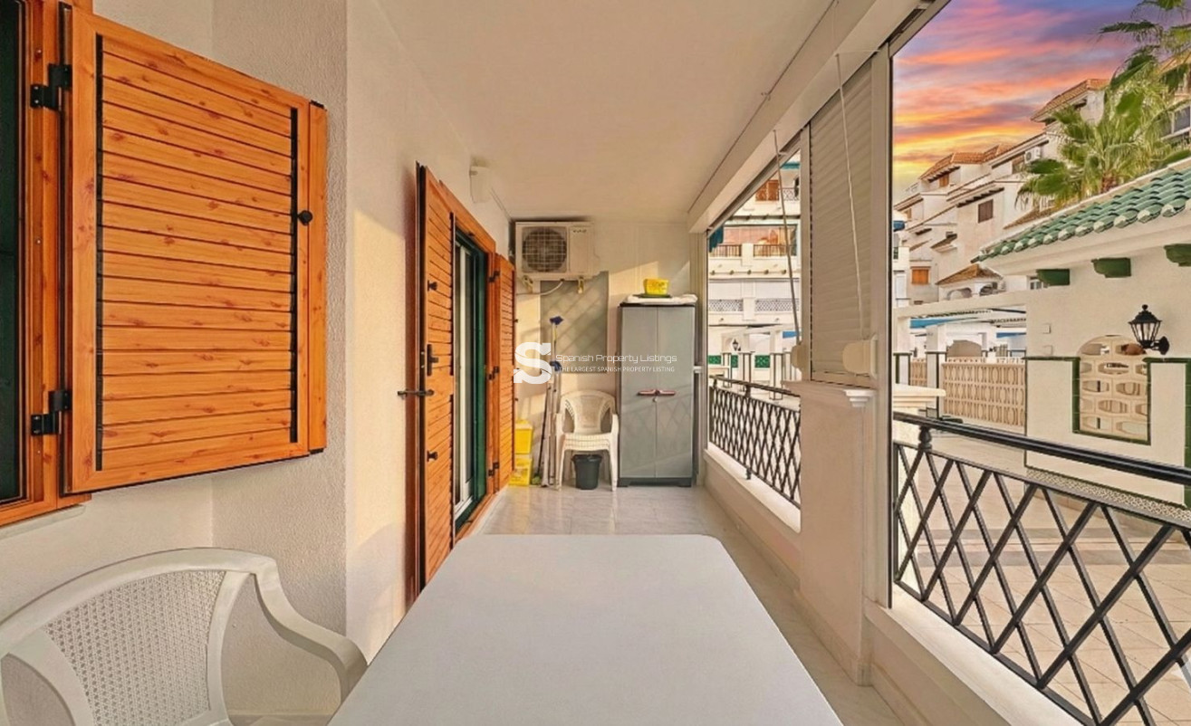 Resale - Apartment - Torrevieja - La Mata