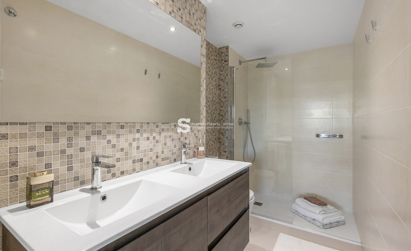 Resale - Apartment - Torrevieja - Punta Prima