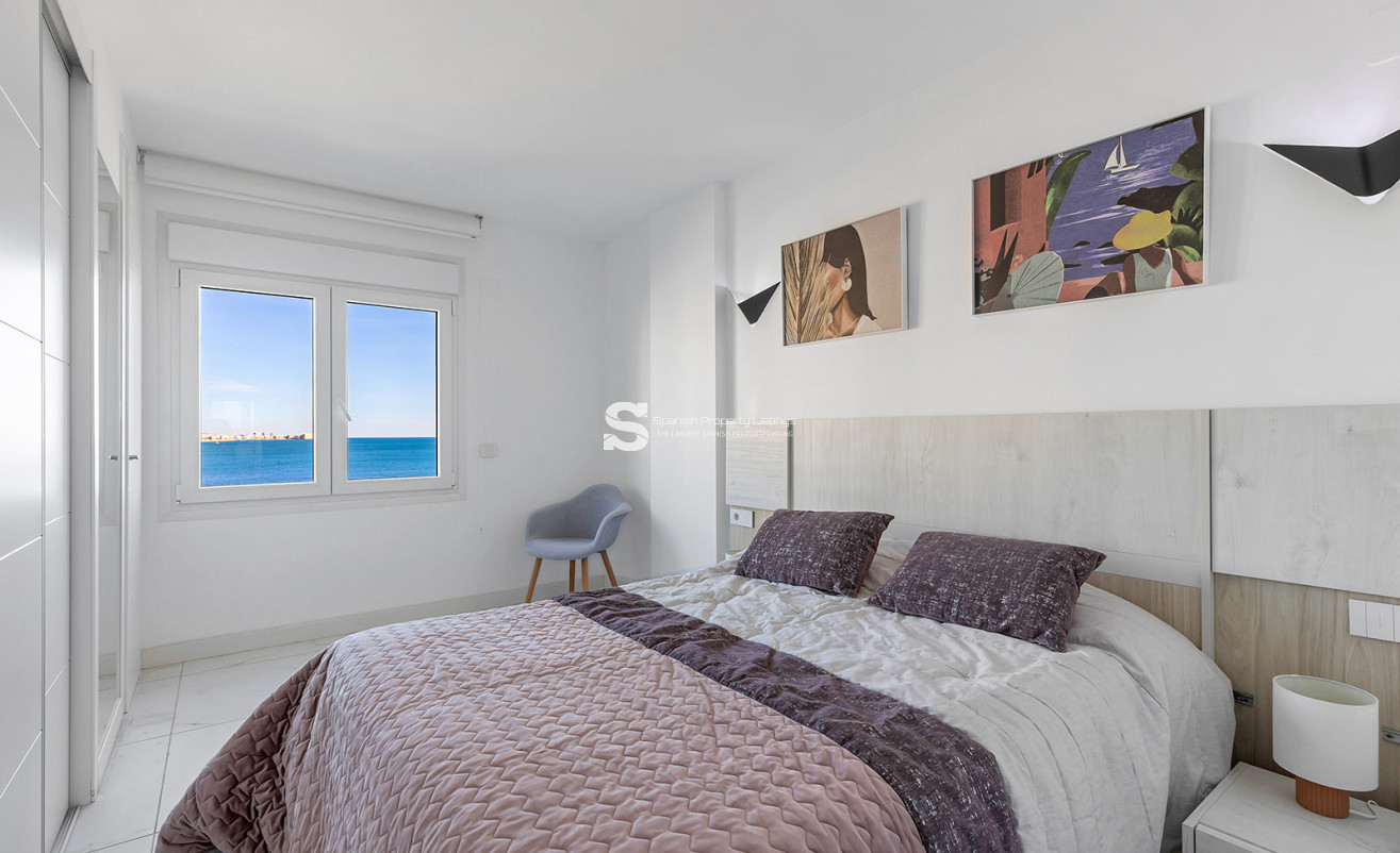 Resale - Apartment - Torrevieja - Punta Prima