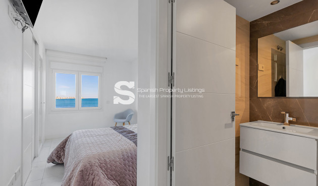 Resale - Apartment - Torrevieja - Punta Prima