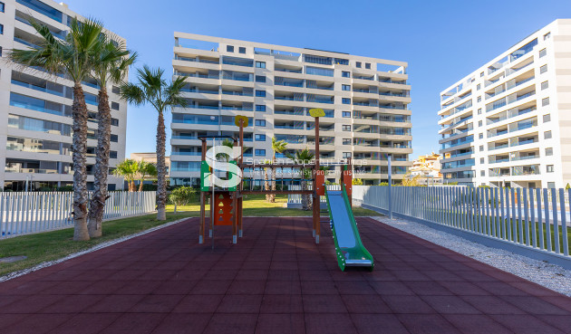 Resale - Apartment - Torrevieja - Punta Prima