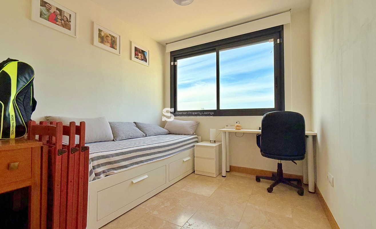 Resale - Apartment - Orihuela Costa - Campoamor