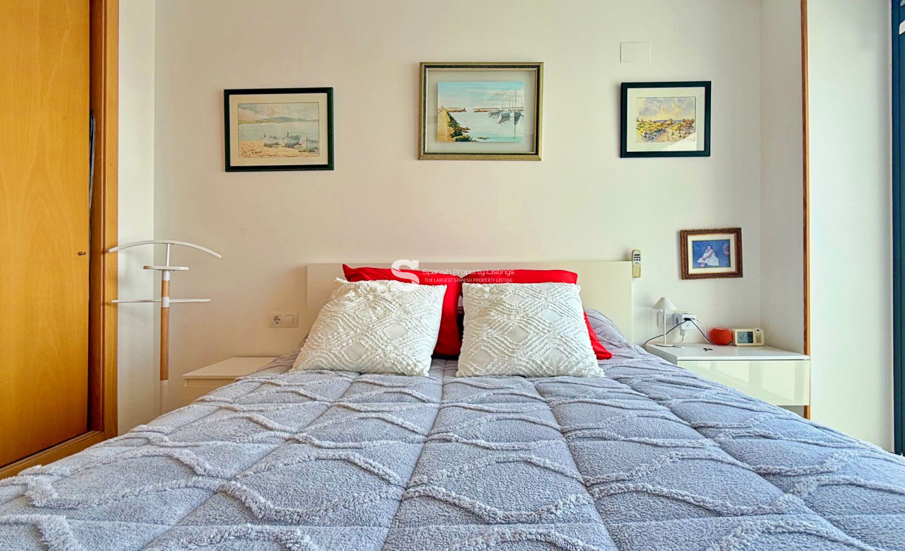 Resale - Apartment - Orihuela Costa - Campoamor