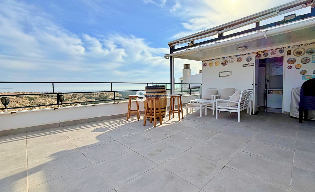 Resale - Apartment - Orihuela Costa - Campoamor