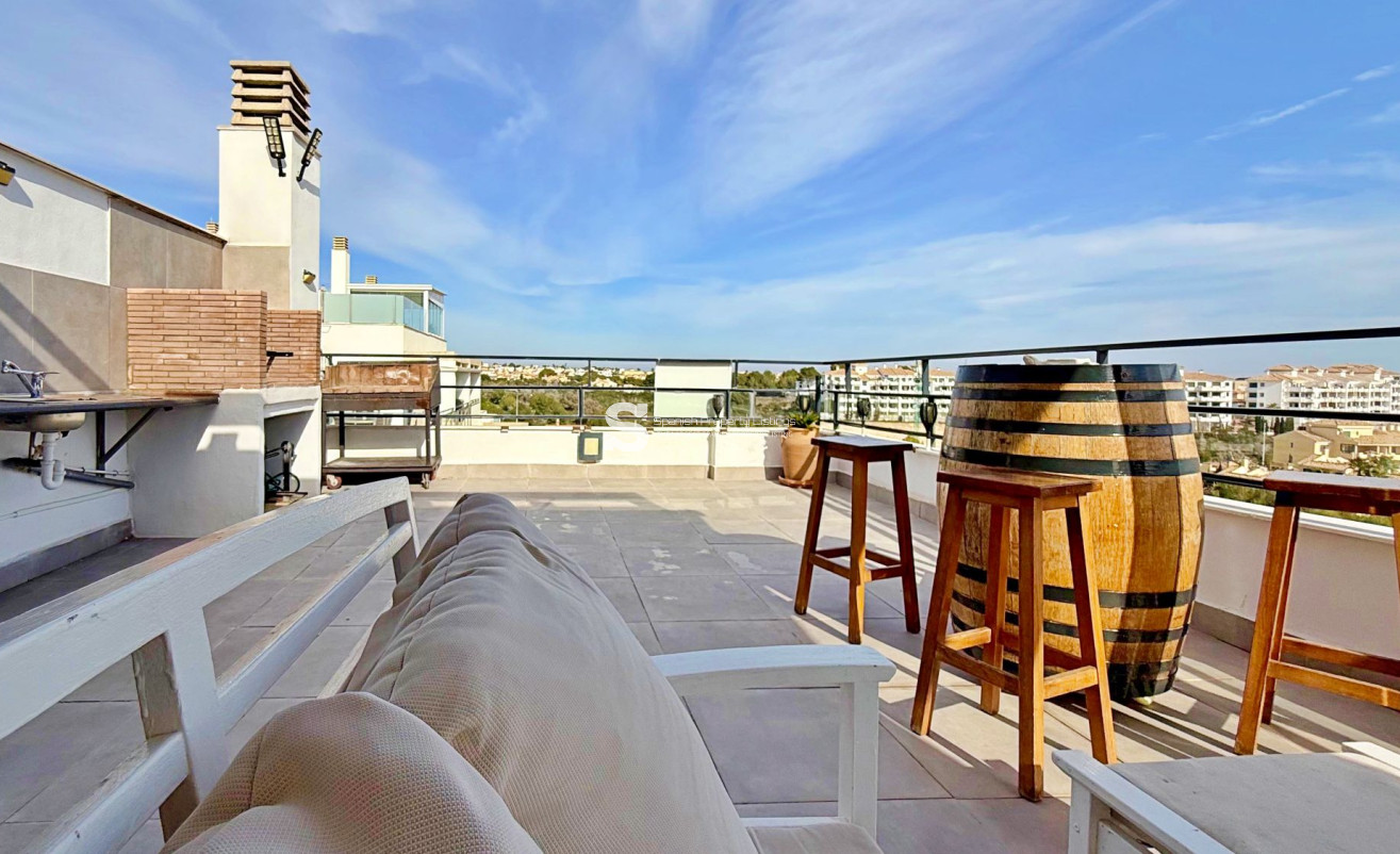 Resale - Apartment - Orihuela Costa - Campoamor