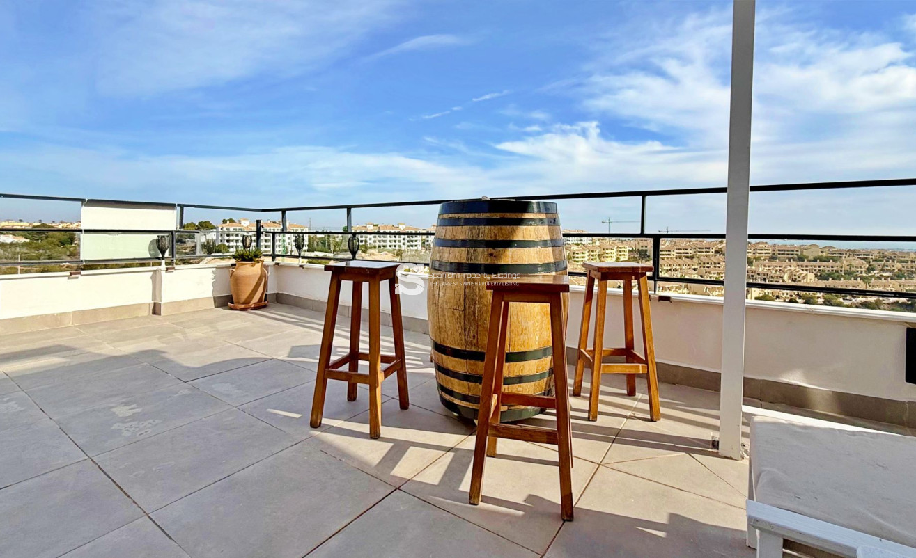 Resale - Apartment - Orihuela Costa - Campoamor