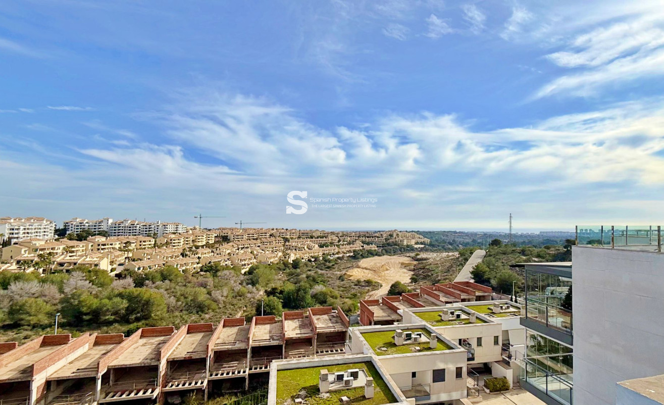 Resale - Apartment - Orihuela Costa - Campoamor