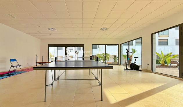 Resale - Apartment - Orihuela Costa - Campoamor