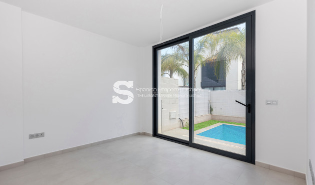 Resale - Villa - Orihuela - Orihuela Costa