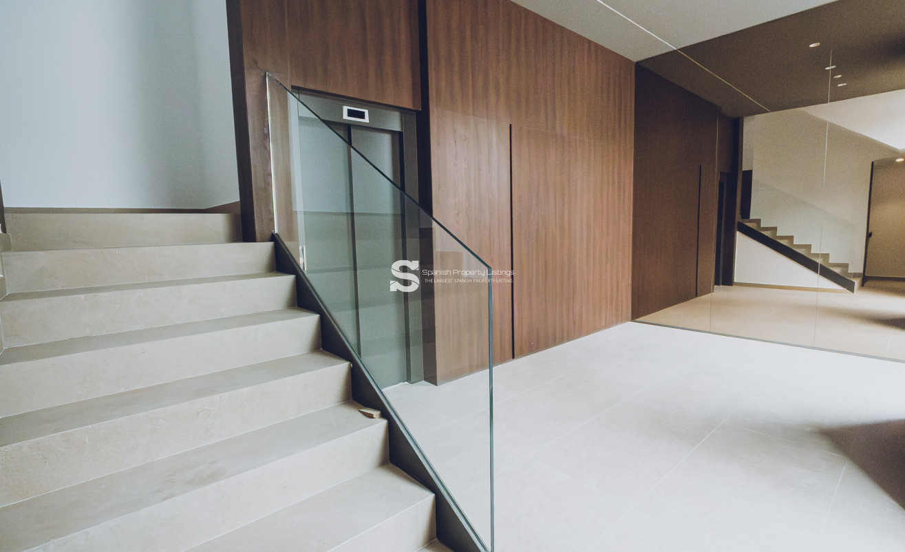 New Build - Penthouse - Redován