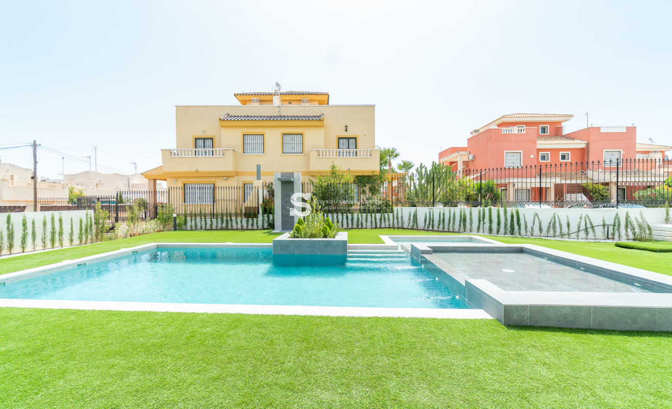 Nouvelle construction - high-bungalow - Torrevieja