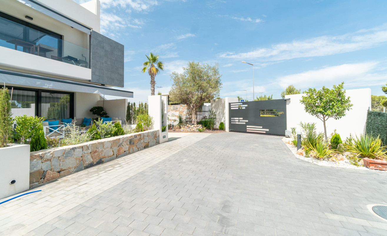 Nouvelle construction - high-bungalow - Torrevieja