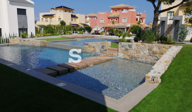 Nouvelle construction - high-bungalow - Torrevieja
