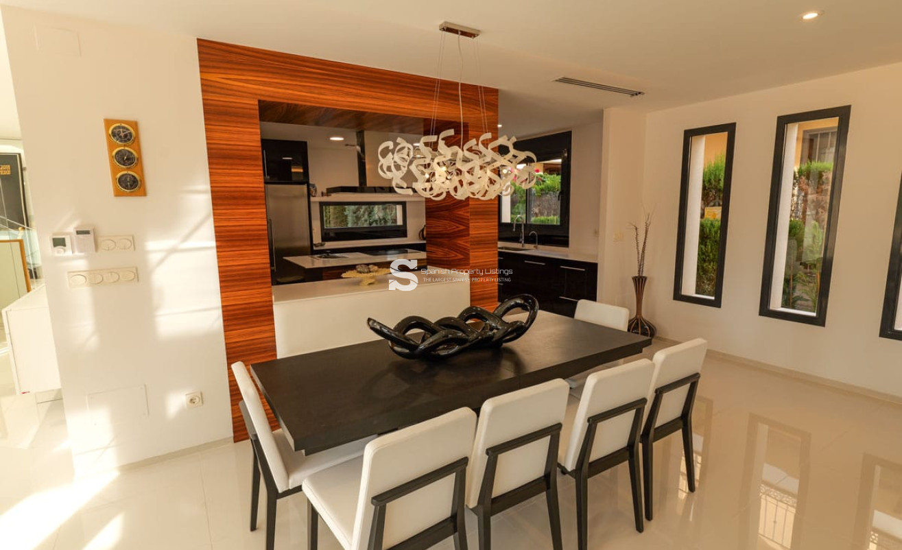 Obra nueva - Villa - Torrevieja